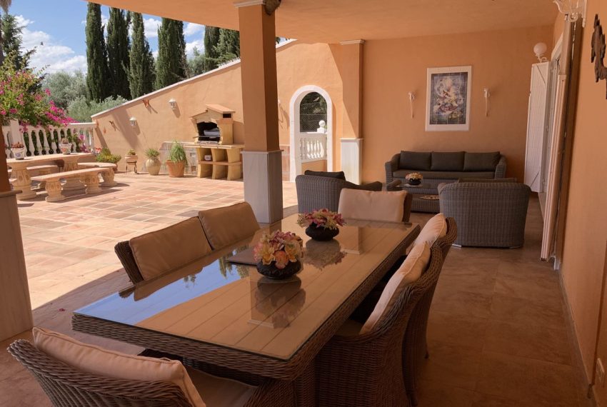 R4071616-Villa-For-Sale-Coin-Detached-4-Beds-271-Built-2