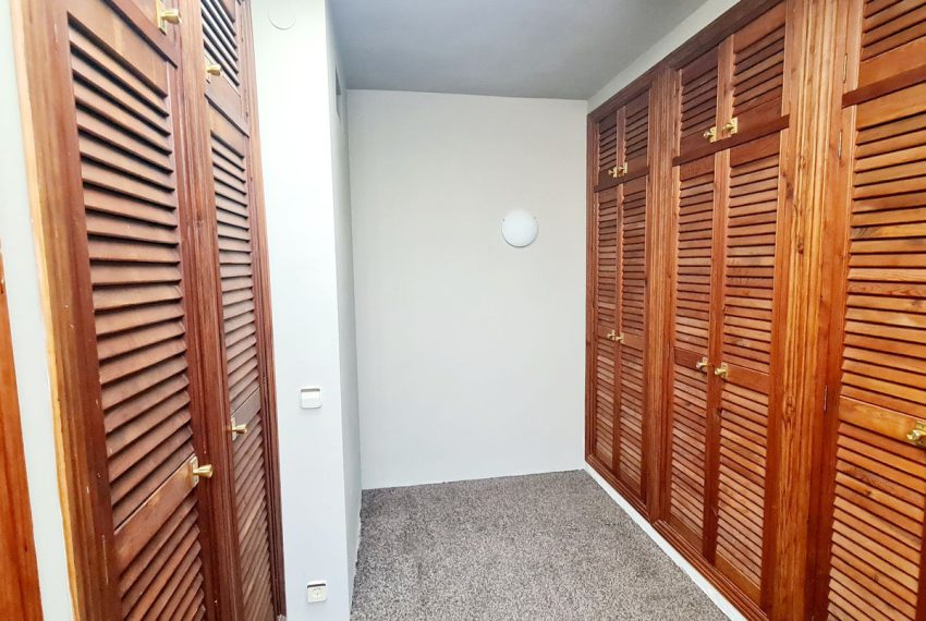 R4102684-Villa-For-Sale-Las-Chapas-Detached-5-Beds-790-Built-17