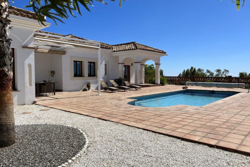 R4132216-Villa-For-Sale-Mijas-Detached-4-Beds-525-Built-2