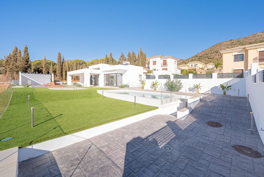 R4167628-Villa-For-Sale-Mijas-Detached-4-Beds-357-Built-2