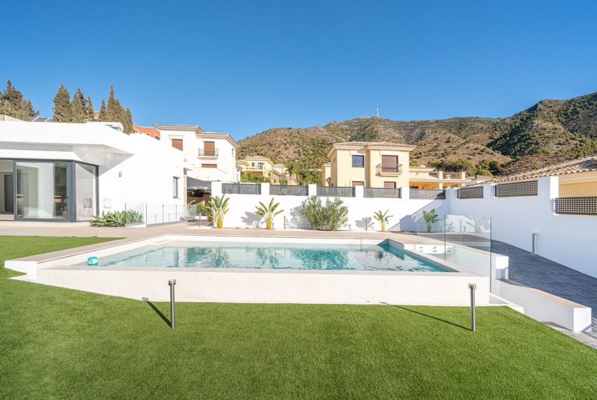 R4167628-Villa-For-Sale-Mijas-Detached-4-Beds-357-Built-5