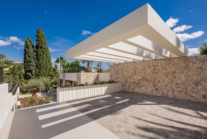 R4186339-Villa-For-Sale-Nueva-Andalucia-Detached-4-Beds-380-Built-19