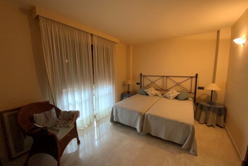 R4191364-Villa-For-Sale-Marbella-Detached-5-Beds-760-Built-10