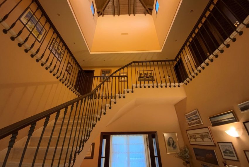 R4191364-Villa-For-Sale-Marbella-Detached-5-Beds-760-Built-5