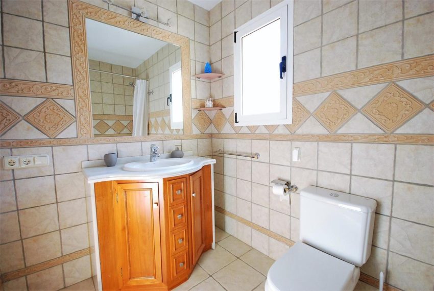 R4201366-Villa-For-Sale-Benahavis-Semi-Detached-2-Beds-115-Built-16