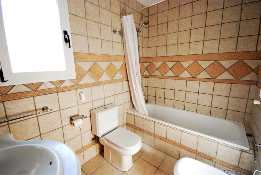 R4201366-Villa-For-Sale-Benahavis-Semi-Detached-2-Beds-115-Built-5