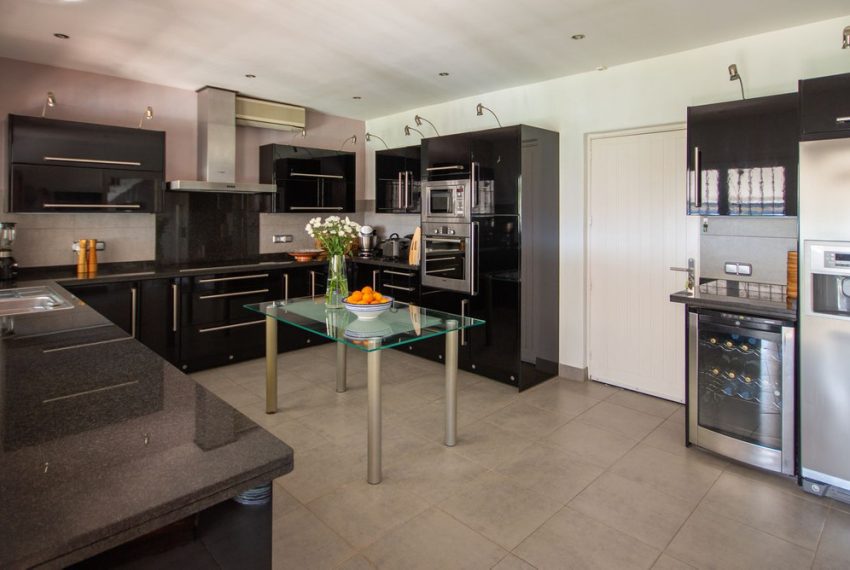 R4216087-Villa-For-Sale-Mijas-Costa-Detached-7-Beds-703-Built-12
