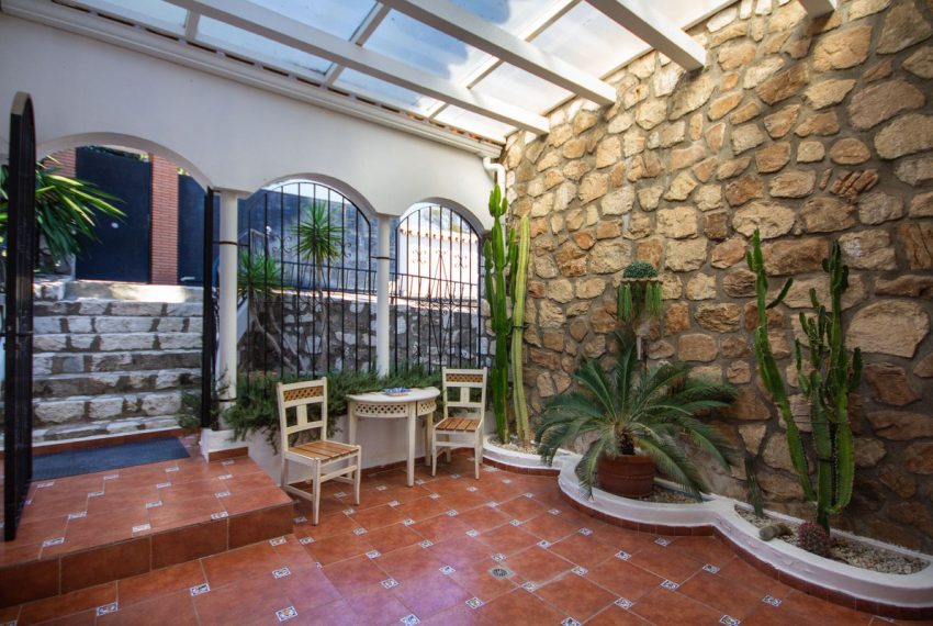 R4216087-Villa-For-Sale-Mijas-Costa-Detached-7-Beds-703-Built-5