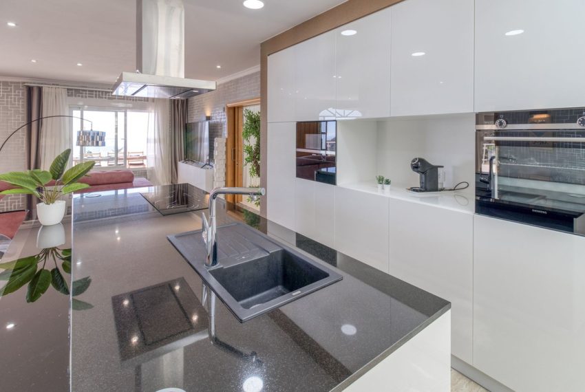 R4228546-Villa-For-Sale-Mijas-Detached-4-Beds-564-Built-15