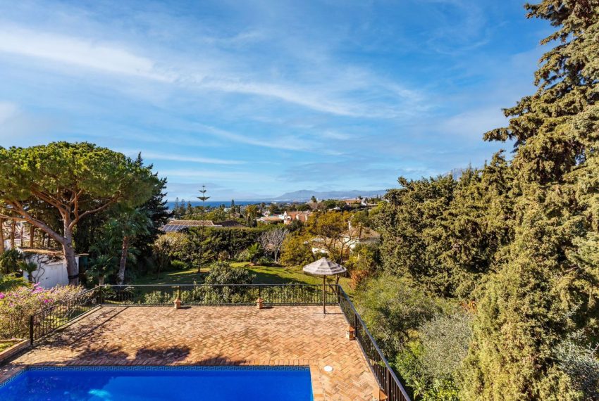 R4230130-Villa-For-Sale-El-Rosario-Detached-5-Beds-944-Built-10