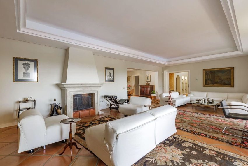 R4230130-Villa-For-Sale-El-Rosario-Detached-5-Beds-944-Built-5