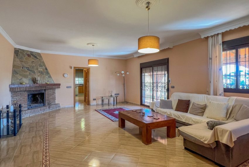 R4257535-Villa-For-Sale-Mijas-Finca-4-Beds-199-Built-2