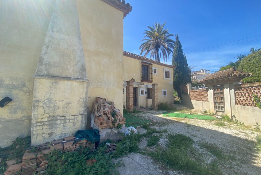 R4271545-Villa-For-Sale-Nueva-Andalucia-Detached-6-Beds-276-Built-18