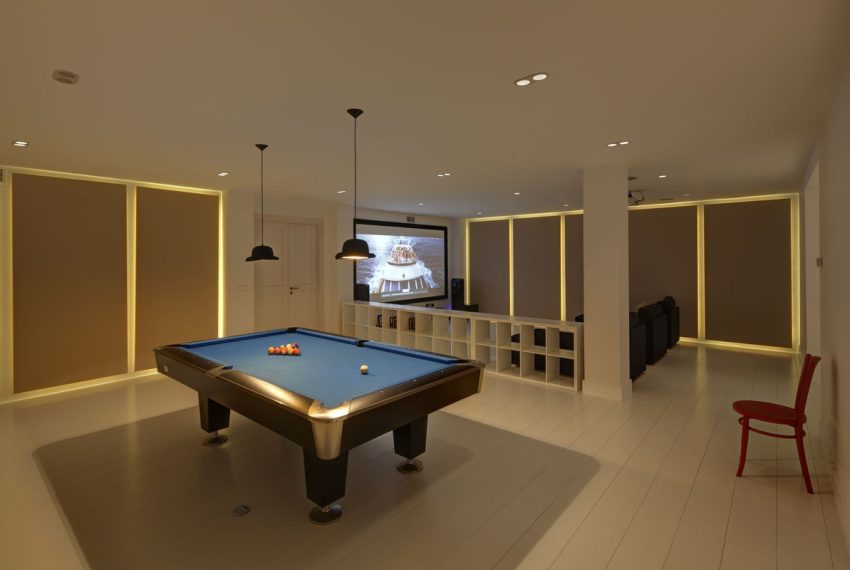 R4284544-Villa-For-Sale-Benahavis-Detached-5-Beds-682-Built-19