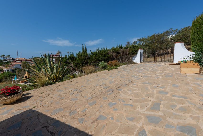 R4296964-Villa-For-Sale-Mijas-Costa-Detached-4-Beds-150-Built-7