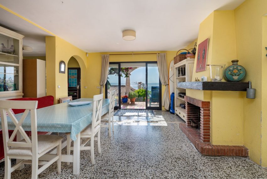 R4296964-Villa-For-Sale-Mijas-Costa-Detached-4-Beds-150-Built-9