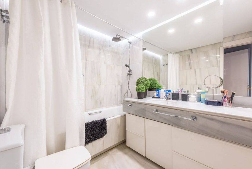 R4329799-Apartment-For-Sale-Marbella-Middle-Floor-3-Beds-224-Built-12