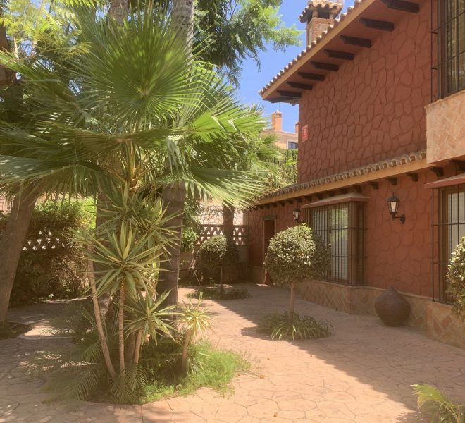 R4386514-Image 1-Detached - 4 Beds - 551 Built