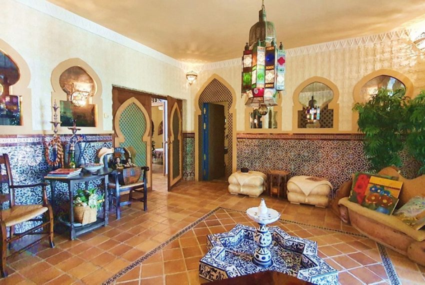 R4399300-Villa-For-Sale-Mijas-Detached-10-Beds-1200-Built-5