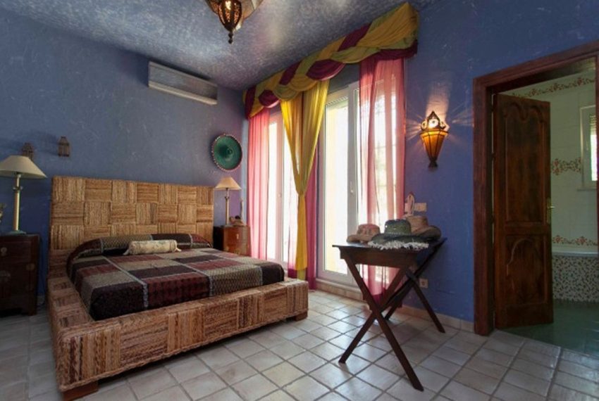 R4399300-Villa-For-Sale-Mijas-Detached-10-Beds-1200-Built-7