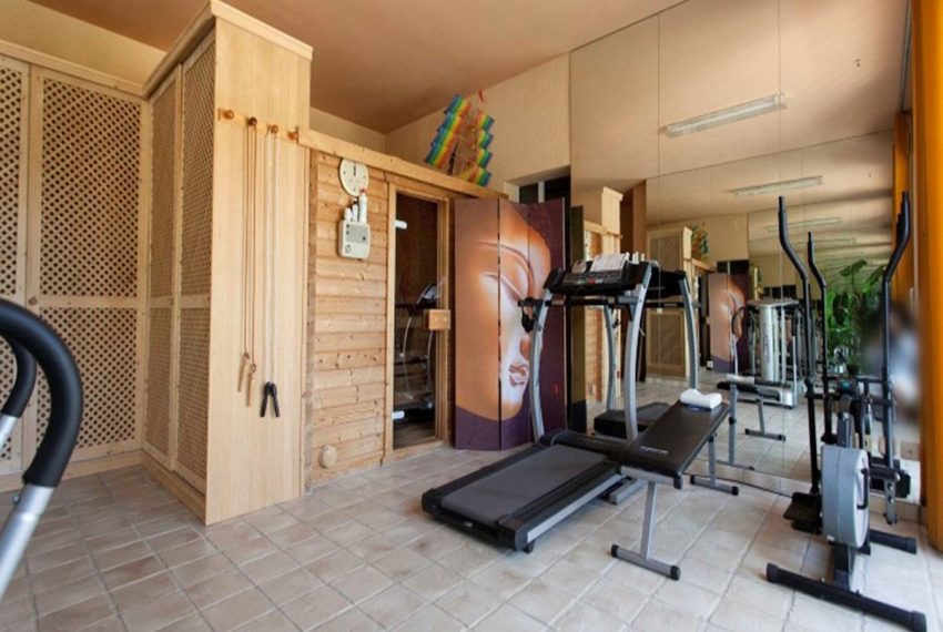 R4399300-Villa-For-Sale-Mijas-Detached-10-Beds-1200-Built-8