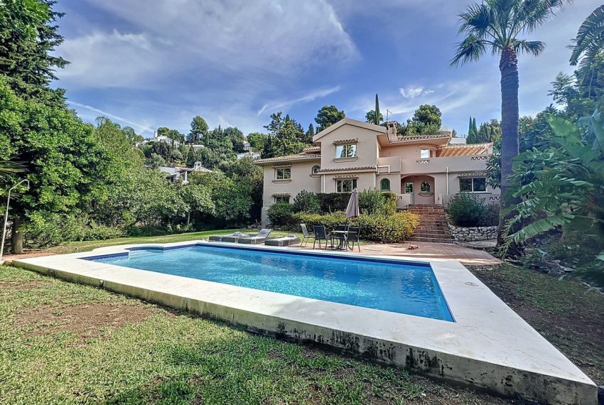 R4410958-Villa-For-Sale-Mijas-Detached-5-Beds-345-Built-1