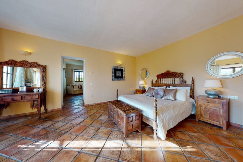 R4417861-Villa-For-Sale-Mijas-Finca-10-Beds-1232-Built-18