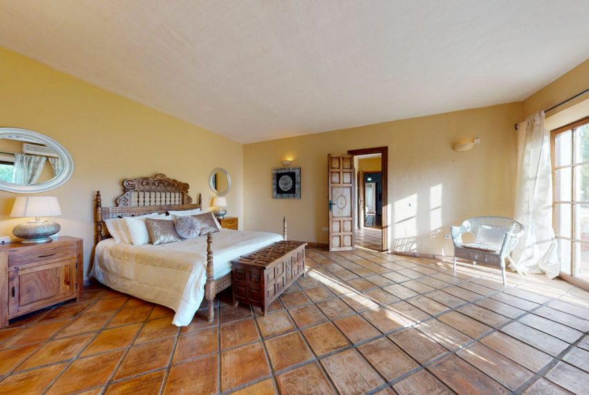 R4417861-Villa-For-Sale-Mijas-Finca-10-Beds-1232-Built-19