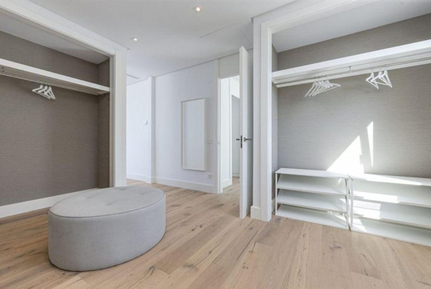R4429267-Villa-For-Sale-Marbella-Detached-5-Beds-541-Built-13