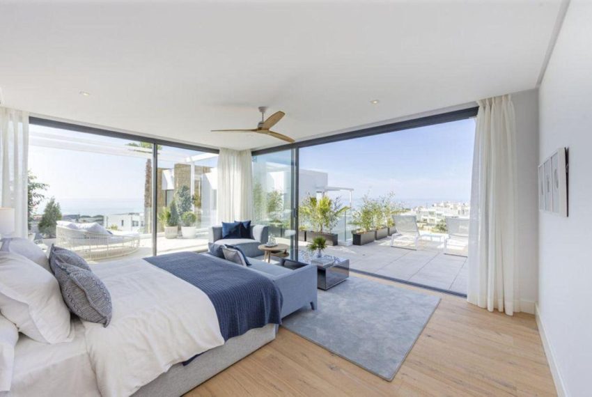 R4429267-Villa-For-Sale-Marbella-Detached-5-Beds-541-Built-9