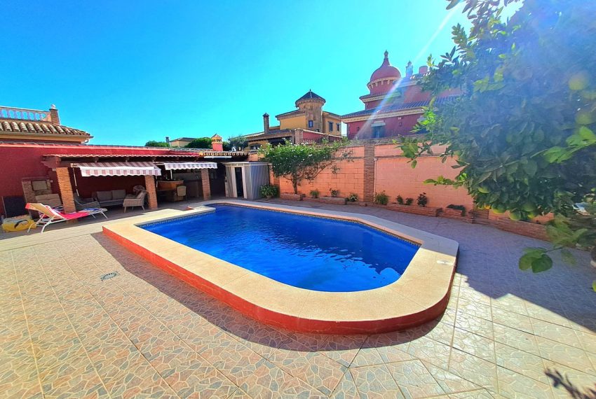 R4442113-Villa-For-Sale-Mijas-Costa-Detached-6-Beds-531-Built