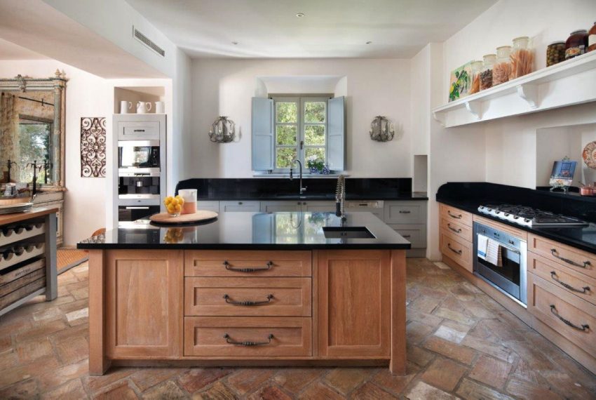 R4449577-Villa-For-Sale-El-Madronal-Detached-6-Beds-892-Built-6