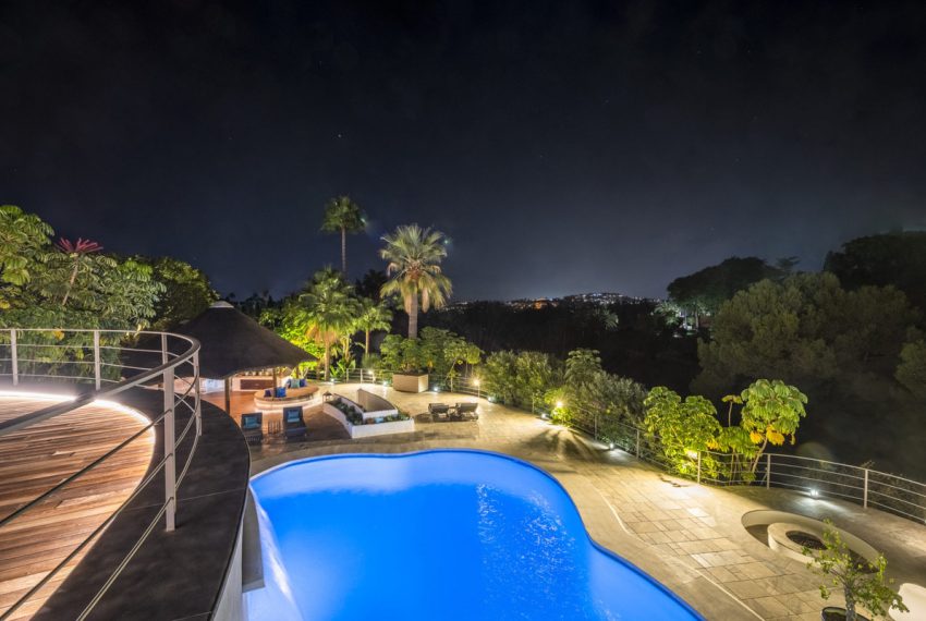 R4454761-Villa-For-Sale-Nueva-Andalucia-Detached-4-Beds-578-Built-4