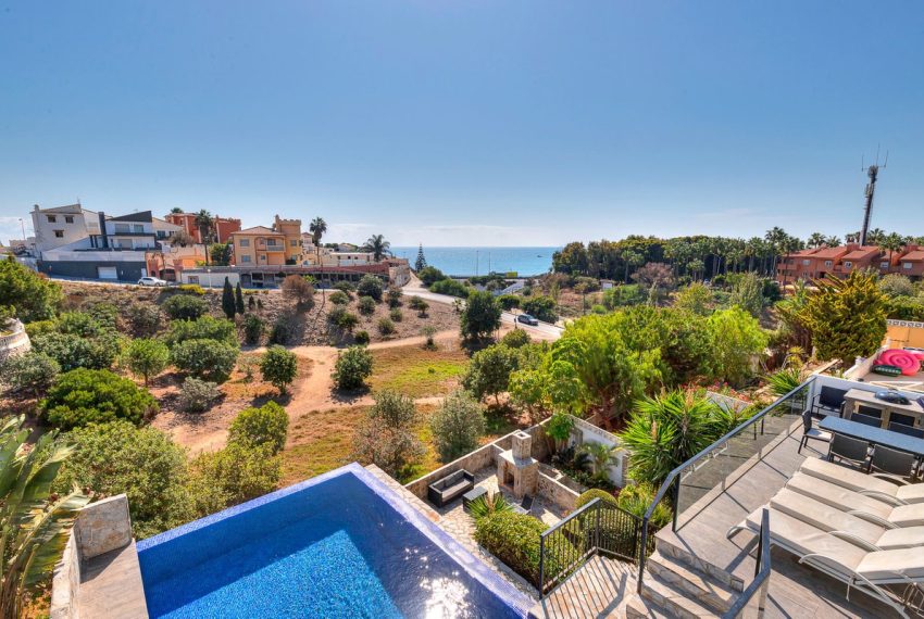 R4458511-Villa-For-Sale-Mijas-Costa-Detached-6-Beds-355-Built-16
