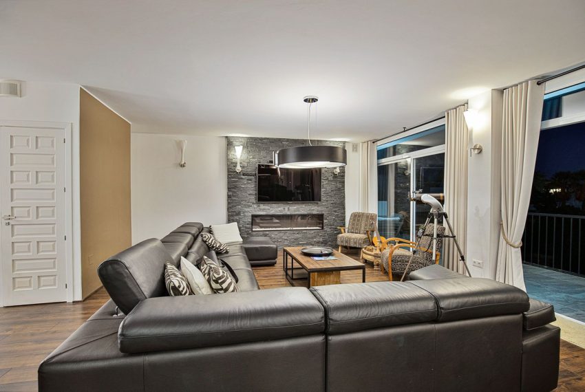 R4458511-Villa-For-Sale-Mijas-Costa-Detached-6-Beds-355-Built-5