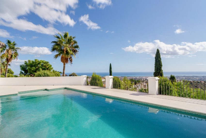 R4553320-Villa-For-Sale-Benahavis-Detached-5-Beds-844-Built-10