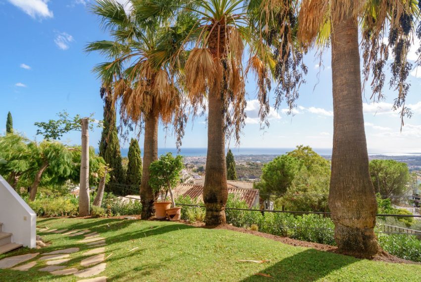 R4553320-Villa-For-Sale-Benahavis-Detached-5-Beds-844-Built-7