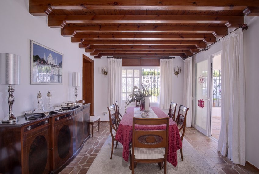 R4559095-Villa-For-Sale-Guadalmina-Alta-Detached-4-Beds-394-Built-10