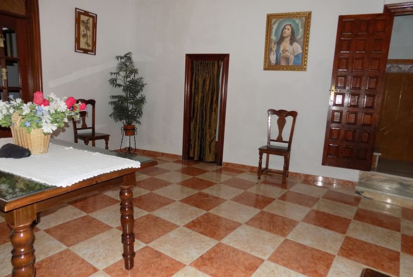 R4570456-Townhouse-For-Sale-Guaro-Terraced-5-Beds-191-Built-6