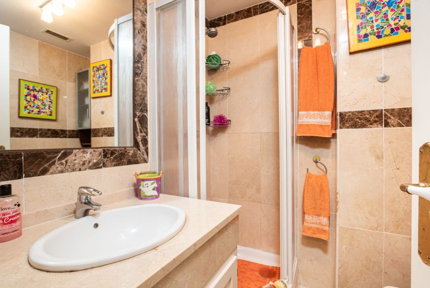 R4586530-Apartment-For-Sale-Elviria-Penthouse-Duplex-3-Beds-157-Built-12