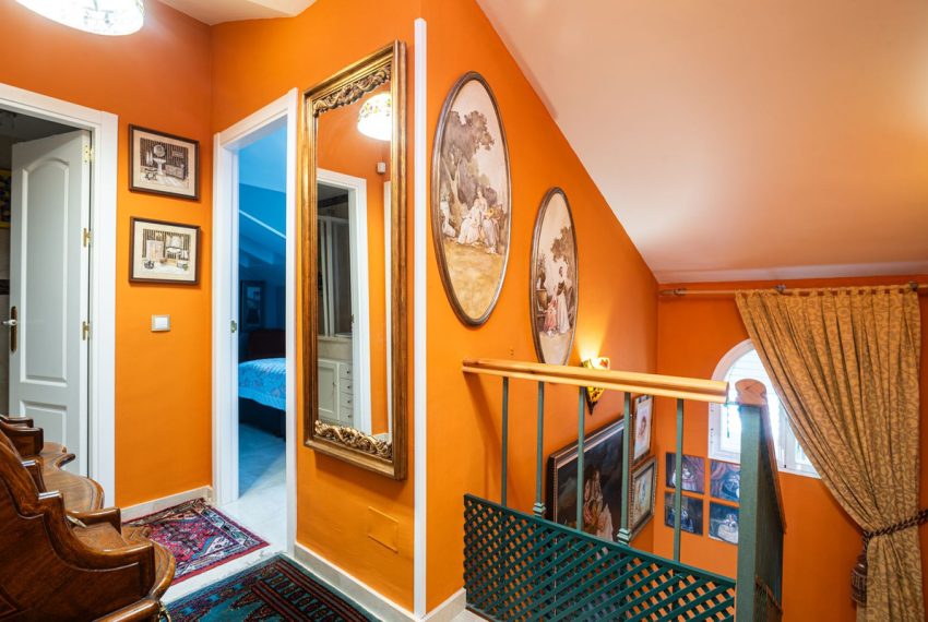 R4586530-Apartment-For-Sale-Elviria-Penthouse-Duplex-3-Beds-157-Built-8