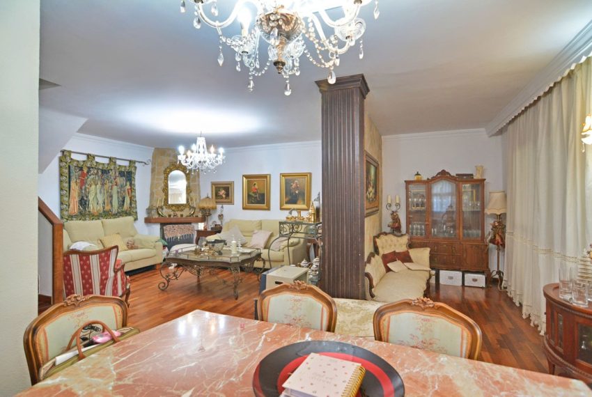 R4587550-Villa-For-Sale-Mijas-Semi-Detached-5-Beds-150-Built-7