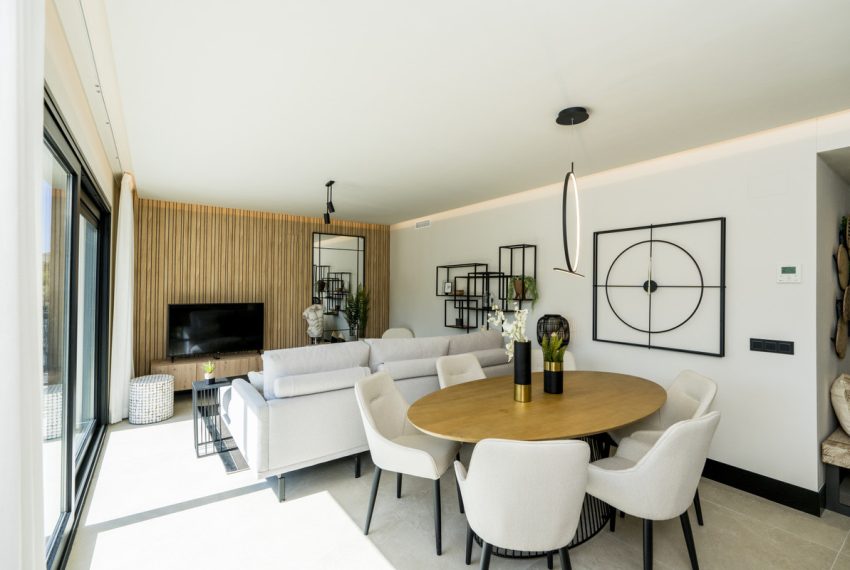 R4588975-Apartment-For-Sale-Nueva-Andalucia-Penthouse-3-Beds-118-Built-3