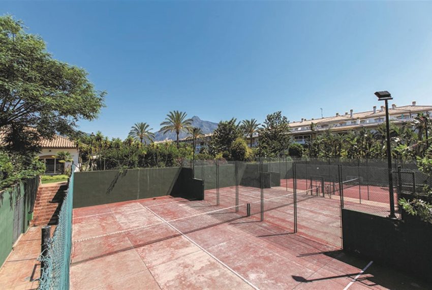 R4599880-Apartment-For-Sale-Nueva-Andalucia-Middle-Floor-3-Beds-117-Built-13