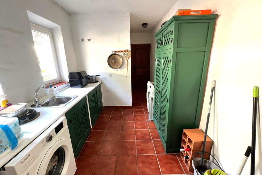 R4604194-Villa-For-Sale-Mijas-Detached-6-Beds-619-Built-12