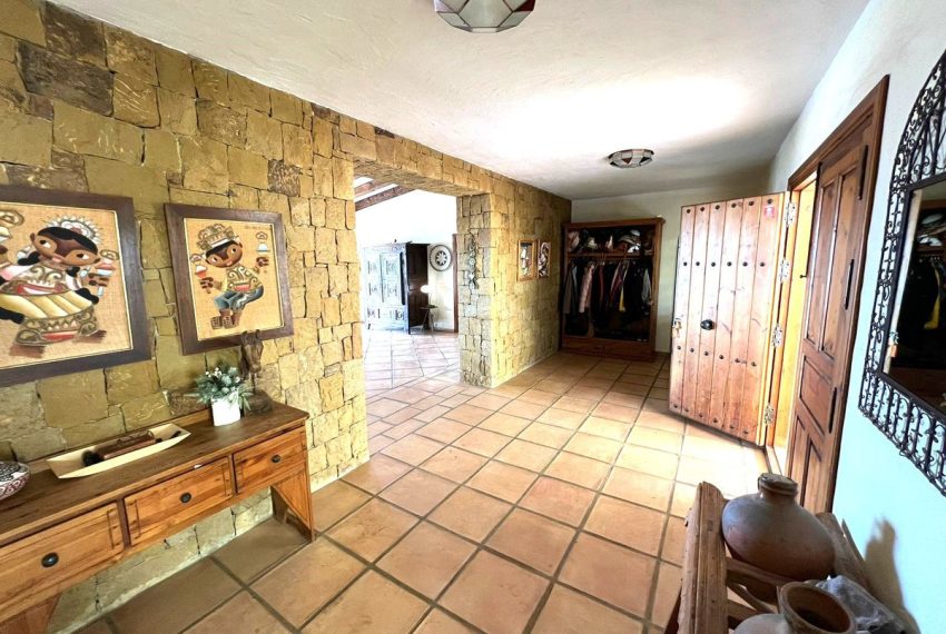 R4604194-Villa-For-Sale-Mijas-Detached-6-Beds-619-Built-6