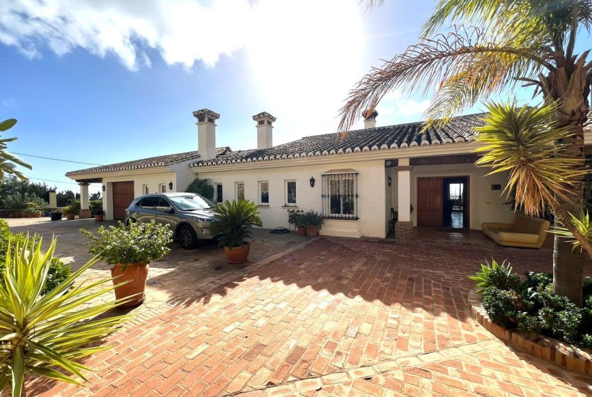 R4604194-Villa-For-Sale-Mijas-Detached-6-Beds-619-Built