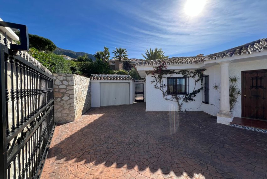 R4627741-Villa-For-Sale-Mijas-Detached-4-Beds-238-Built-3