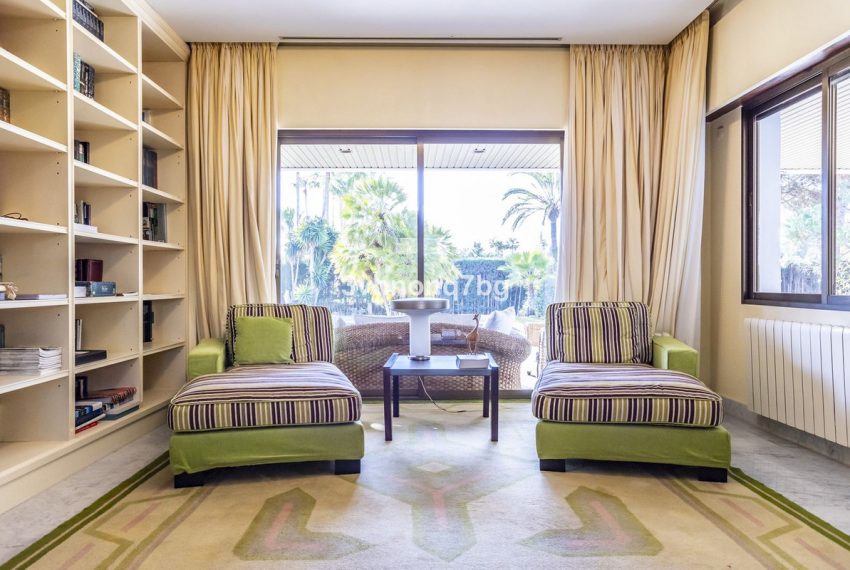 R4631692-Villa-For-Sale-Guadalmina-Baja-Detached-11-Beds-1454-Built-11