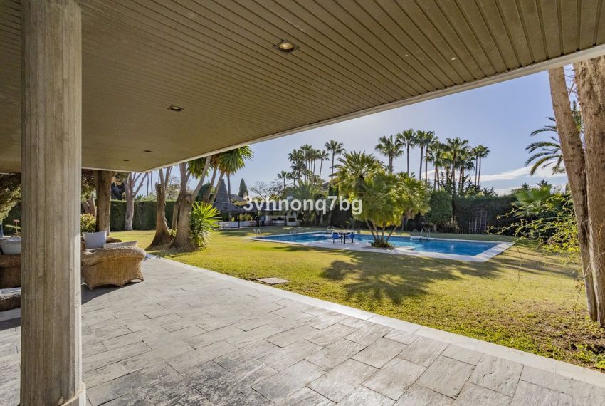 R4631692-Villa-For-Sale-Guadalmina-Baja-Detached-11-Beds-1454-Built-3